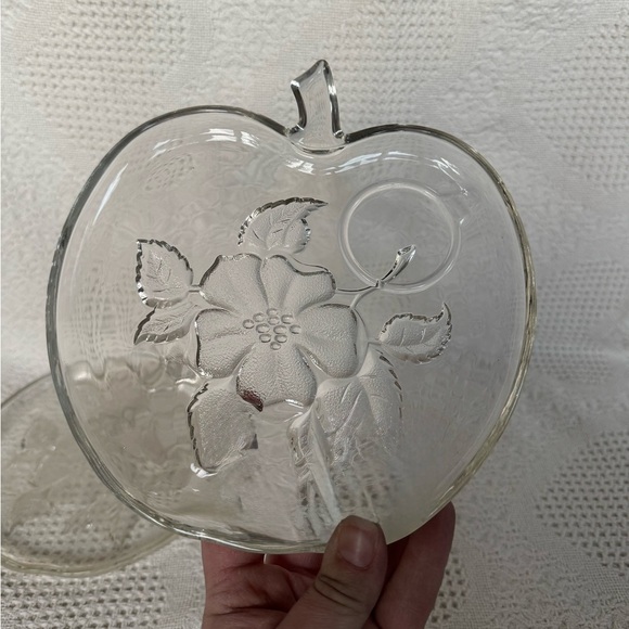 Vintage Hazel Atlas Apple Blossom Snack Plates - Picture 3 of 4